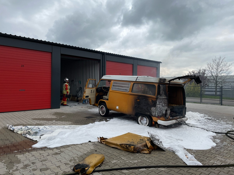 LPI-EF: Liebhaberstück geht in Flammen auf - Foto: presseportal.de