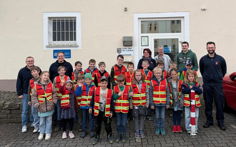 FW-OE: Was für ein cooles Event - Begeisterung bei den LöschKids Heinsberg beim Besuch der Kreisleitstelle in Olpe - Foto: presseportal.de