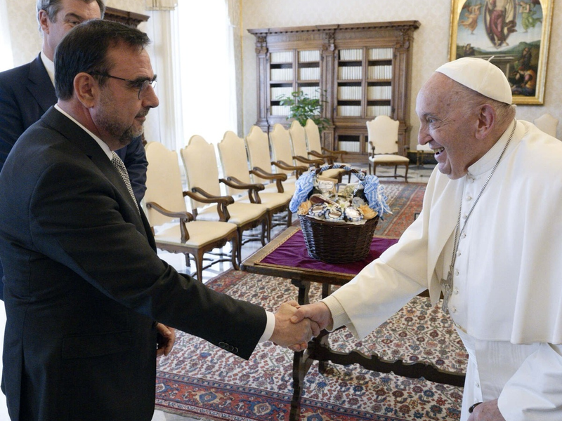 Holetschek: Eine starke und mahnende Stimme in der Welt ist für immer verstummt. - CSU-Landtagsfraktion würdigt Papst Franziskus - Foto: presseportal.de