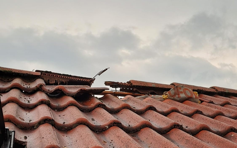 FW-EN: Blitzeinschlag in ein Dach - Foto: presseportal.de