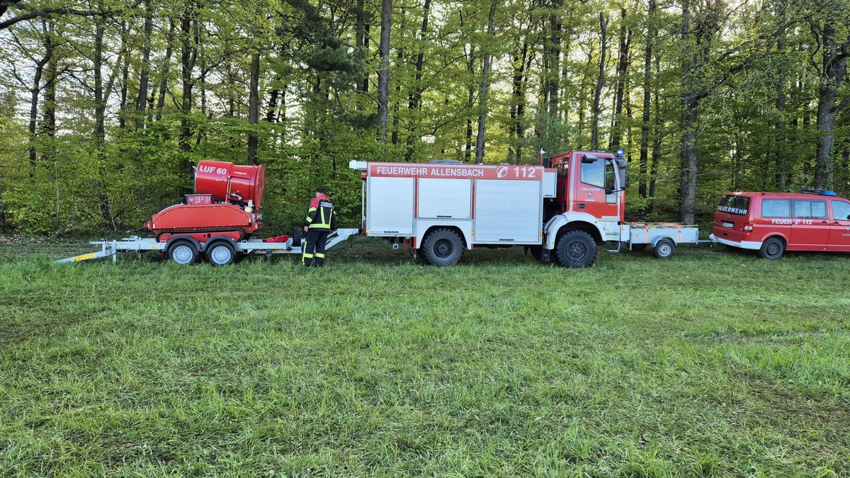 FW Allensbach: B1 Fläche klein - Foto: presseportal.de