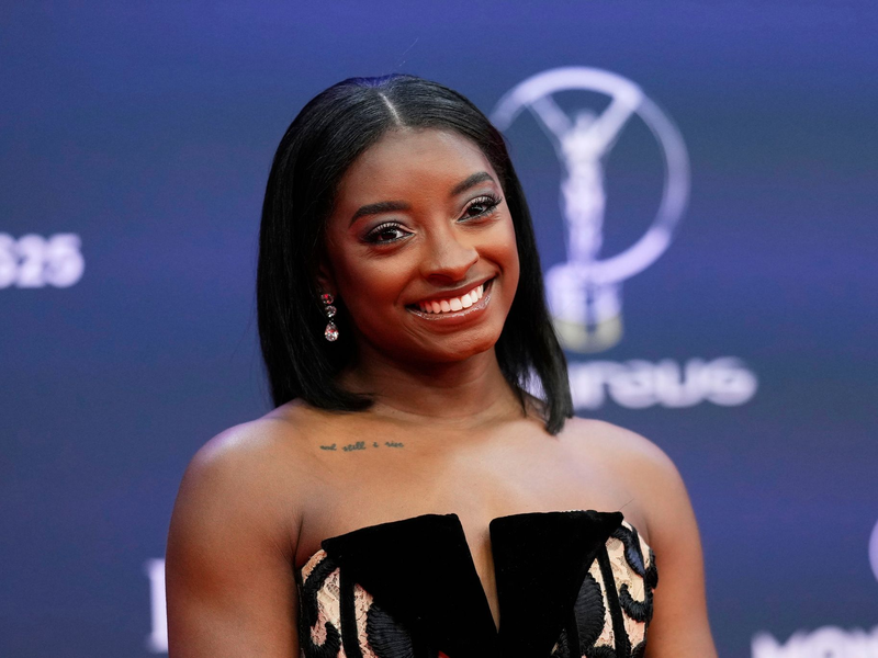 Luka Modric und Daniel Carvajal wurden mit Real Madrid «Mannschaft des Jahres» und zeigten sich mit dem Laureus World Sports Award. - Foto: Manu Fernandez/AP/dpa