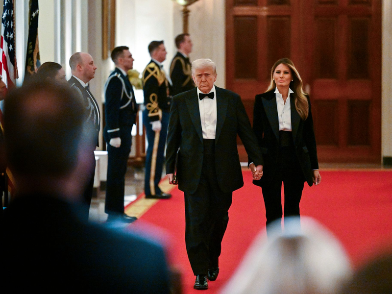US-Präsident Trump und seine Ehefrau Melania reisen zur Bestattung des Papstes.  - Foto: Uncredited/Pool/dpa