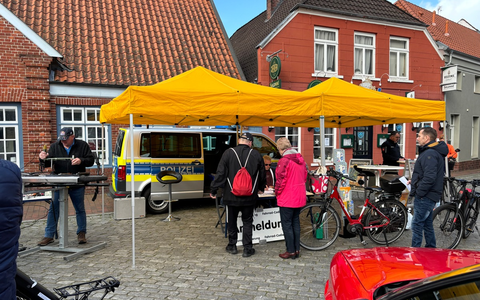 POL-WHV: Schützen Sie sich vor Diebstahl! Kostenlose Fahrradcodierung und Fahrradregistrierung auf dem Vareler Frühlingsfest - Foto: presseportal.de