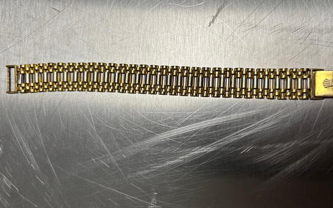 HZA-SB: Saarbrücker ZOLL verhindert Goldschmuggel; Reisende hatte Goldschmuck im Wert von fast 12.700 Euro nicht beim Zoll angemeldet - Foto: presseportal.de