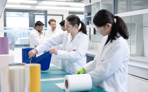 Klimaneutrale Zukunft im Fokus: We Do tesa Nachhaltigkeitsbericht 2024 zeigt beeindruckende Fortschritte - Foto: presseportal.de