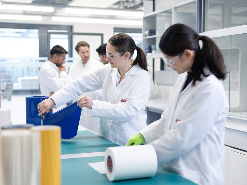 Klimaneutrale Zukunft im Fokus: We Do tesa Nachhaltigkeitsbericht 2024 zeigt beeindruckende Fortschritte - Foto: presseportal.de