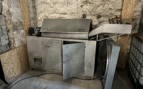 ZOLL-H: Internationale Zigarettenbande zerschlagen 12 Durchsuchungen in Berlin und Brandenburg; Festnahme von 4 Beschuldigten Möglicher Steuerschaden von mehreren Millionen Euro aufgedeckt - Foto: presseportal.de