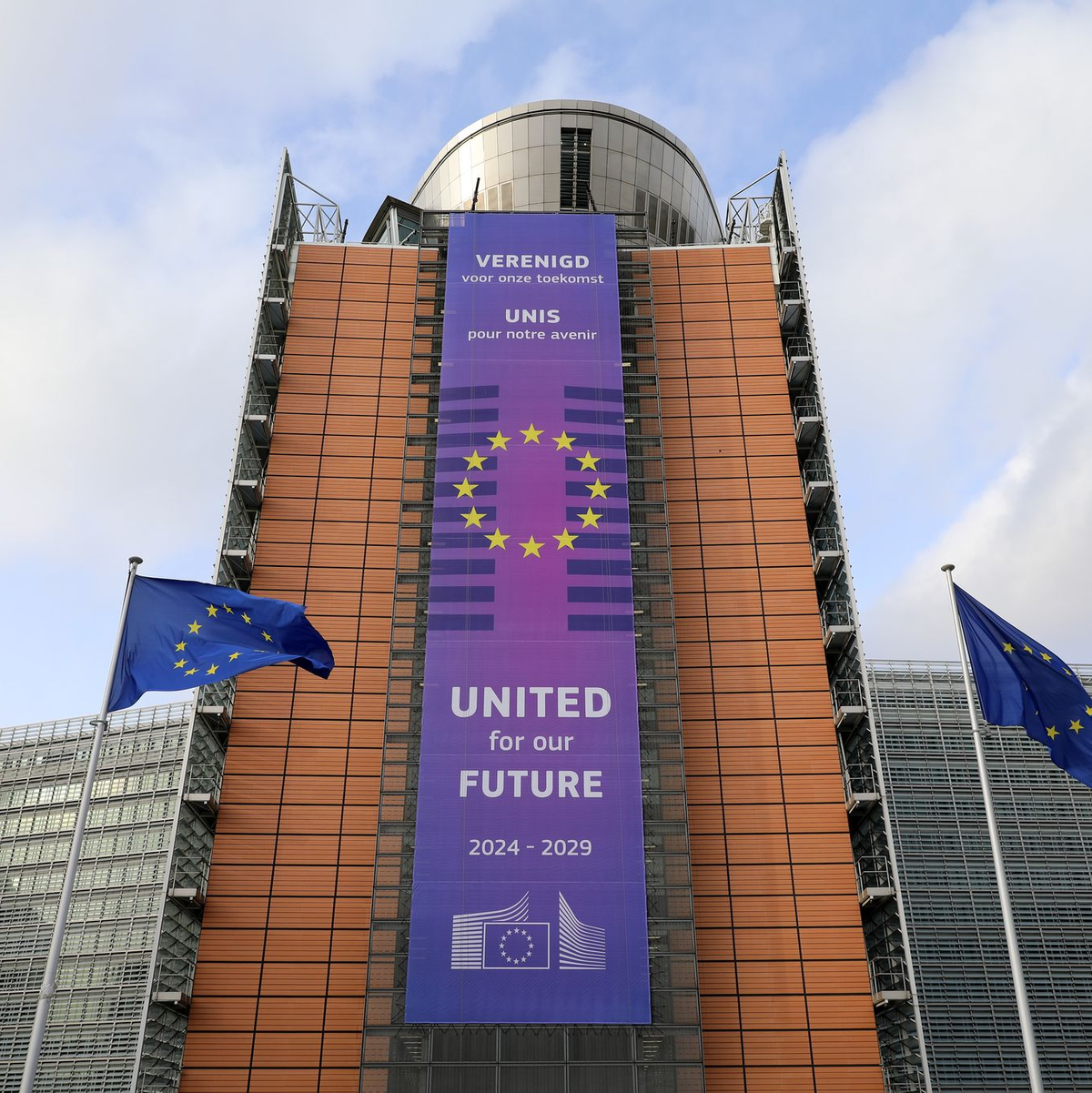 Viel Arbeit im Zollstreit: Die EU-Kommission ist für Handelspolitik zuständig. (Archivbild) - Foto: Meng Dingbo/XinHua/dpa