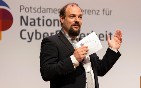 Einladung / Potsdamer Konferenz fĂŒr Nationale CyberSicherheit am 21./ 22. Mai 2025 am HPI - Foto: presseportal.de Einladung / Potsdamer Konferenz fĂŒr Nationale CyberSicherheit am 21./ 22. Mai 2025 am HPI - Foto: presseportal.de