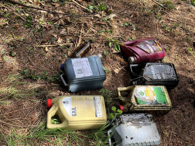 POL-OG: Forbach, Langenbrand - Altöl illegal entsorgt, Hinweise erbeten - Foto: presseportal.de