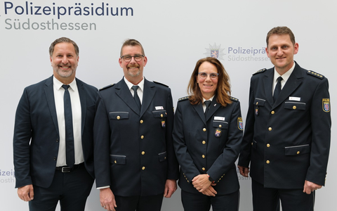 POL-OF: Wilhelm Schmits offiziell mit der Leitung des Polizeireviers Offenbach beauftragt - Foto: presseportal.de