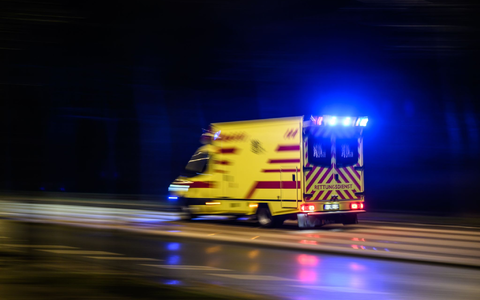 Nach einem Unfall auf der A19 konnten ein Vater und sein Sohn nicht mehr gerettet werden. (Symbolbild) - Foto: Robert Michael/dpa Nach einem Unfall auf der A19 konnten ein Vater und sein Sohn nicht mehr gerettet werden. (Symbolbild) - Foto: Robert Michael/dpa