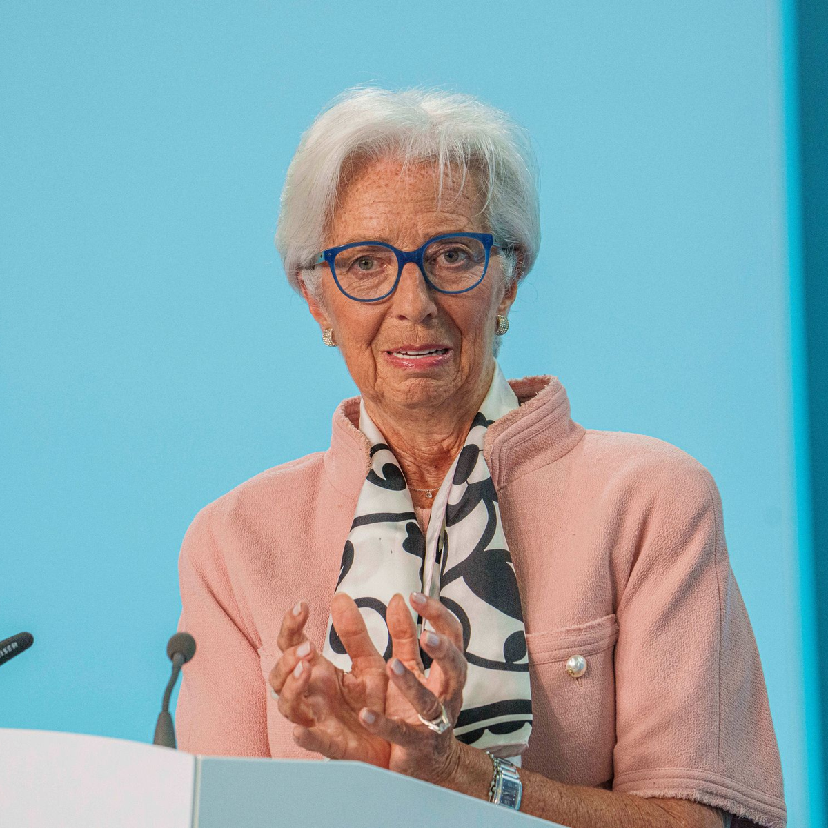 EZB-Präsidentin Christine Lagarde sieht die Weltordnung in ihren Grundfesten erschüttert (Archivbild) - Foto: Andreas Arnold/dpa
