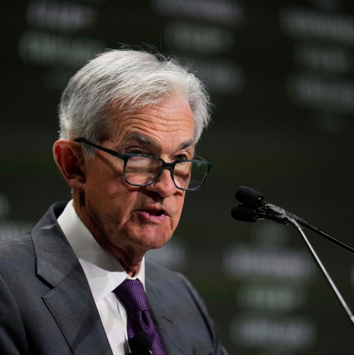 Unter Druck von US-Präsident Trump: der Chef der US-Notenbank, Jerome Powell. (Archivbild) - Foto: Erin Hooley/AP/dpa