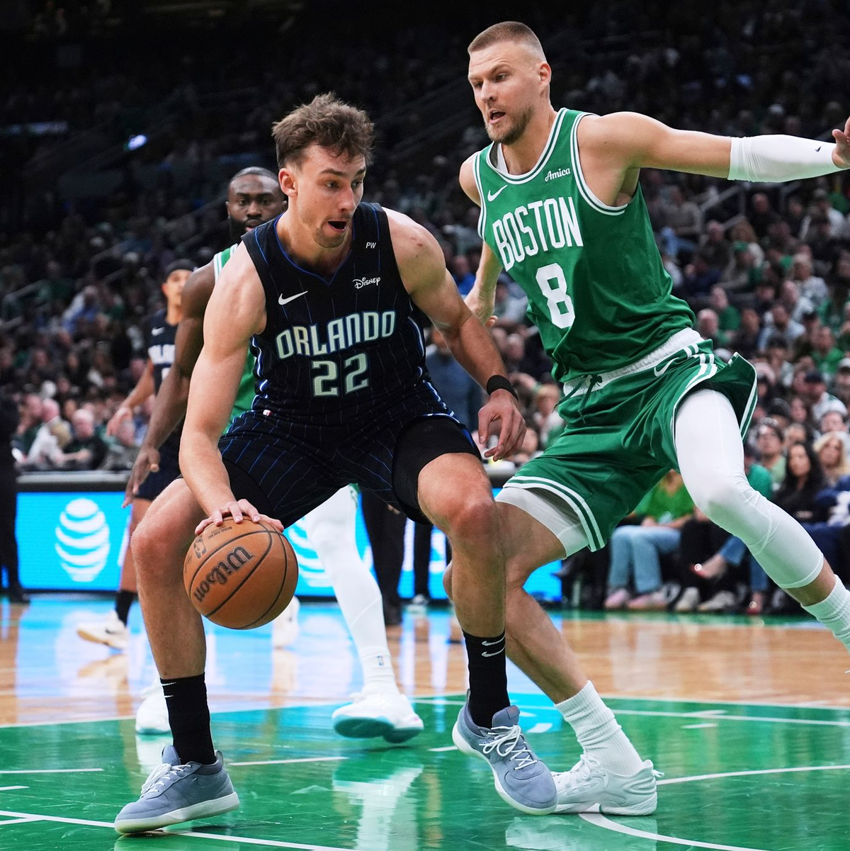 Franz Wagner und die Orlando Magic hatten gegen Jayson Tatum und die Boston Celtics meist das Nachsehen. - Foto: Charles Krupa/AP/dpa