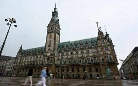 Sieben Wochen nach der Bürgerschaftswahl haben SPD und Grünen in Hamburg ihre Koalitionsverhandlungen abgeschlossen. (Archivbild) - Foto: David Hammersen/dpa