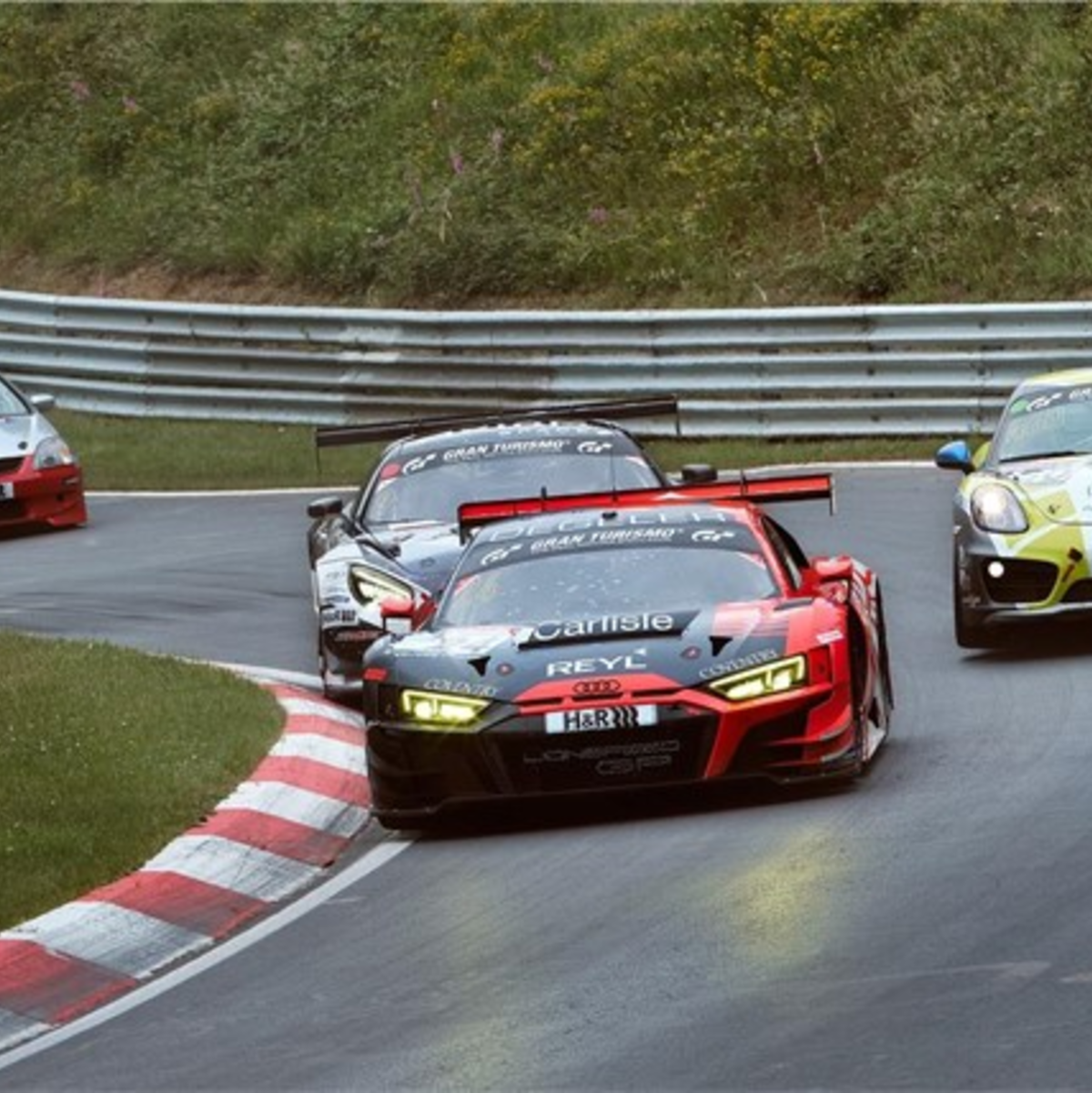 Rennwagen bei einem Rennen live vor Ort zu erleben ist ein ganz besonderes Erlebnis. - Foto: pixabay.de © mibro CCO 