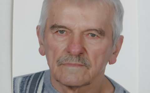 LPI-G: Ergänzung zum Beitrag der Landespolizeiinspektion Gera vom 23.04.2025: Öffentlichkeitsfahndung nach vermisster männlicher Person (FOTO) - Foto: presseportal.de LPI-G: Ergänzung zum Beitrag der Landespolizeiinspektion Gera vom 23.04.2025: Öffentlichkeitsfahndung nach vermisster männlicher Person (FOTO) - Foto: presseportal.de