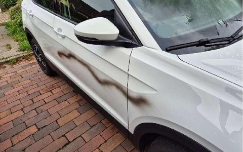 POL-WOB: Mehrere PKW mit Farbe besprüht - Polizei sucht Zeugen - Foto: presseportal.de