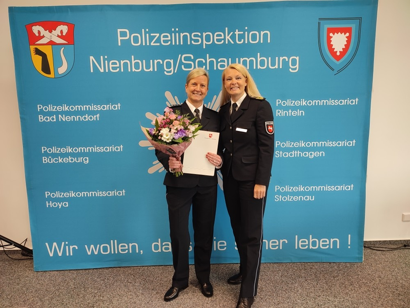 POL-GOE: Polizeikommissariat Stadthagen unter neuer Leitung: Erste Kriminalhauptkommissarin Nadine Steuer offiziell ins neue Amt eingeführt - Foto: presseportal.de