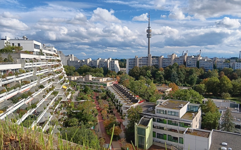 Photovoltaik trifft auf Denkmalschutz: Analyse zeigt hohes Potenzial für Solarstrom im Olympiadorf München - Foto: presseportal.de