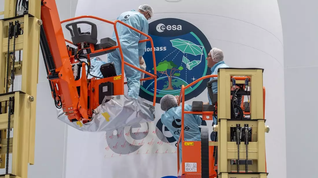 Nach dem Start soll der Erdbeobachtungssatellit «Biomass» in einer Höhe von 666 Kilometern fliegen.  - Bild: S. Martin/ ESA-CNES-ARIANESPACE/Optique vidéo du CSG–S. Martin/dpa