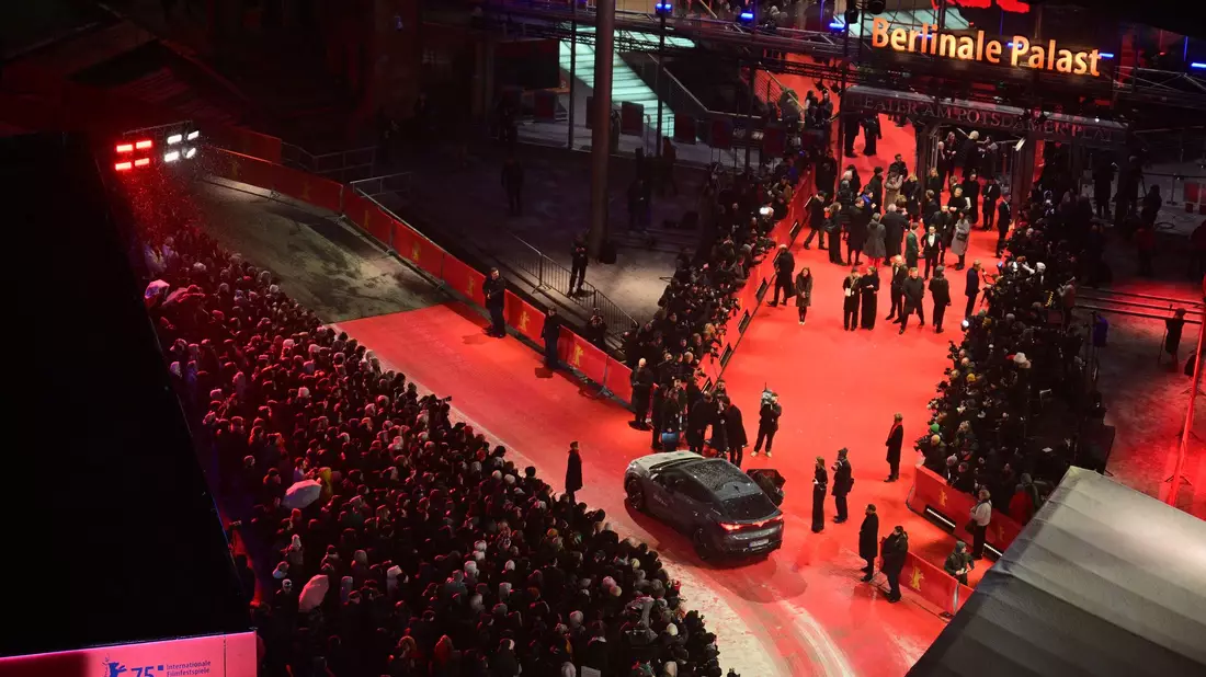 Auch die Berlinale nutzt mittlerweile Tiktok. (Archivbild) - Bild: Sebastian Gollnow/dpa