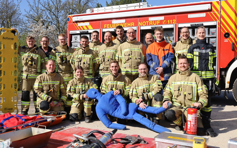 FW-KLE: Freiwillige Feuerwehren Kleve und Kranenburg bilden 17 Einsatzkräfte aus - Foto: presseportal.de