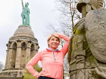 WDR-Moderatorin Sabine Heinrich läuft den Hermann - Foto: presseportal.de