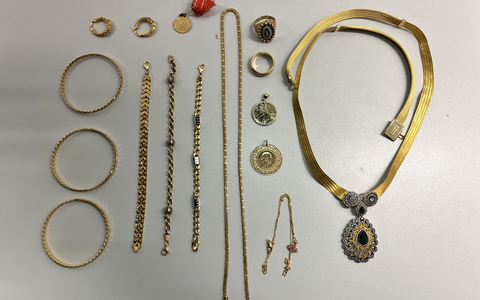 HZA-S: Goldschmuck im Wert von rund 18.000 Euro sichergestellt / Stuttgarter Zoll stoppt Schmugglerin aus der Türkei - Foto: presseportal.de