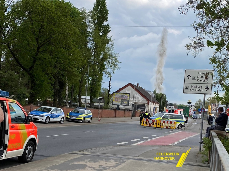FW Hannover: Kampfmittelbeseitigung in Hannover-Misburg erfolgreich abgeschlossen - Foto: presseportal.de