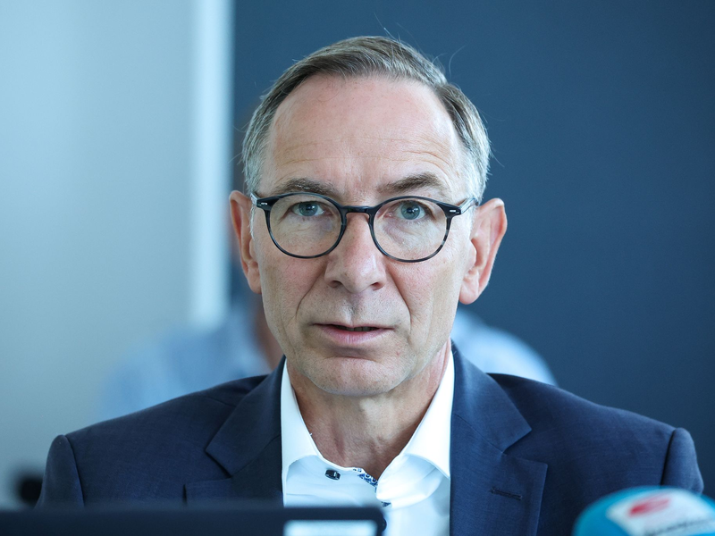 Der Chemiepark-Chef Christof Günther fordert eine Neubewertung der deutschen Energiepolitik. (Archivbild) - Foto: Jan Woitas/dpa