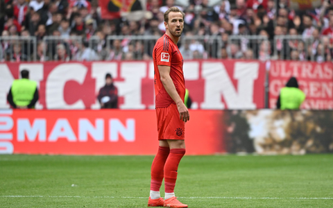 Thomas Müller musste bis zur 84. Minute auf seinen 500. Liga-Einsatz warten. - Foto: Peter Kneffel/dpa