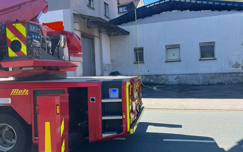 FW-PL: Lagerhalle drohte einzustürzen - Feuerwehr verhindert Schlimmeres - Foto: presseportal.de