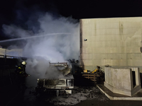 POL-HI: Brand eines Kleintransporters auf einem Firmengelände - Foto: presseportal.de