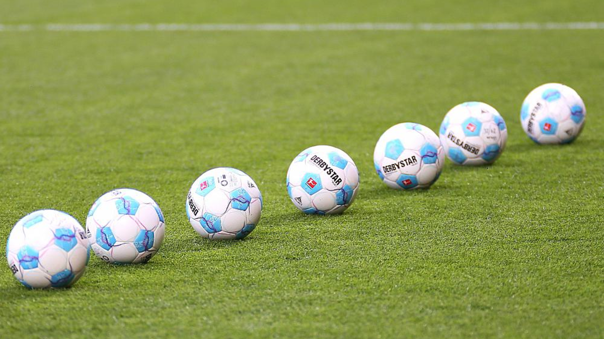 Fußbälle (Archiv) - Foto: über dts Nachrichtenagentur