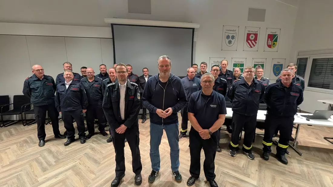 FW-KLE: Austausch zwischen Freiwilliger Feuerwehr Bedburg-Hau und Kreispolizeibehörde Kleve - Bild: presseportal.de
