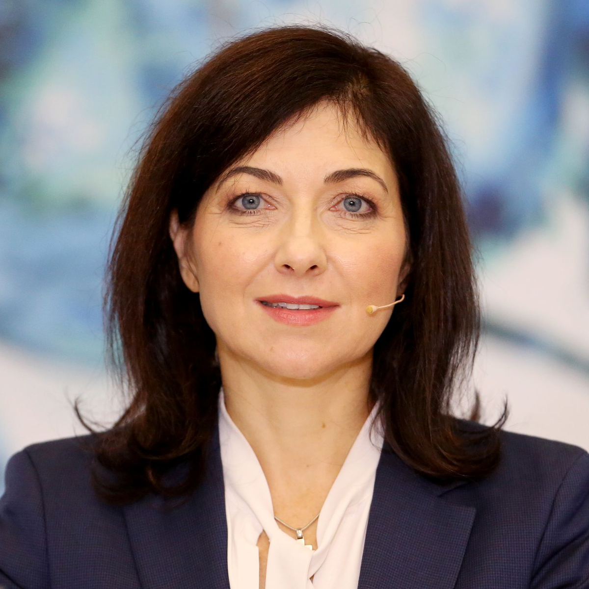 Die Nominierung von Katherina Reiche (51) als Wirtschaftsministerin ist eine Überraschung. Nach vielen Jahren im Bundestag wechselte die Diplom-Chemikerin 2015 zum Verband kommunaler Unternehmen. Fünf Jahre später übernahm sie den Vorsitz des Energieversorgers Westenergie. - Foto: Roland Weihrauch/dpa