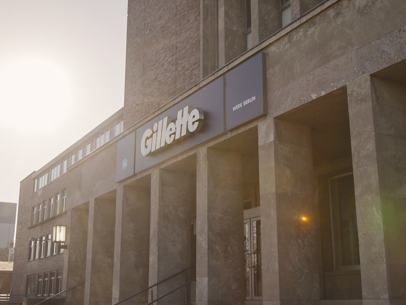 Neueste Generation von Premium-Rasierklingen wird in der Hauptstadt produziert / Auch die Klingen für GilletteLabs sind jetzt Made in Berlin - Foto: presseportal.de