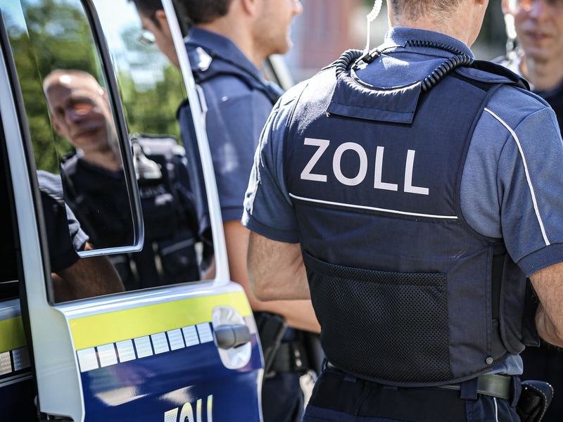 HZA-GI: Berufsinformationstag beim HZA Gießen, Standort Kassel - Entdecke die Welt des Zolls - Foto: presseportal.de