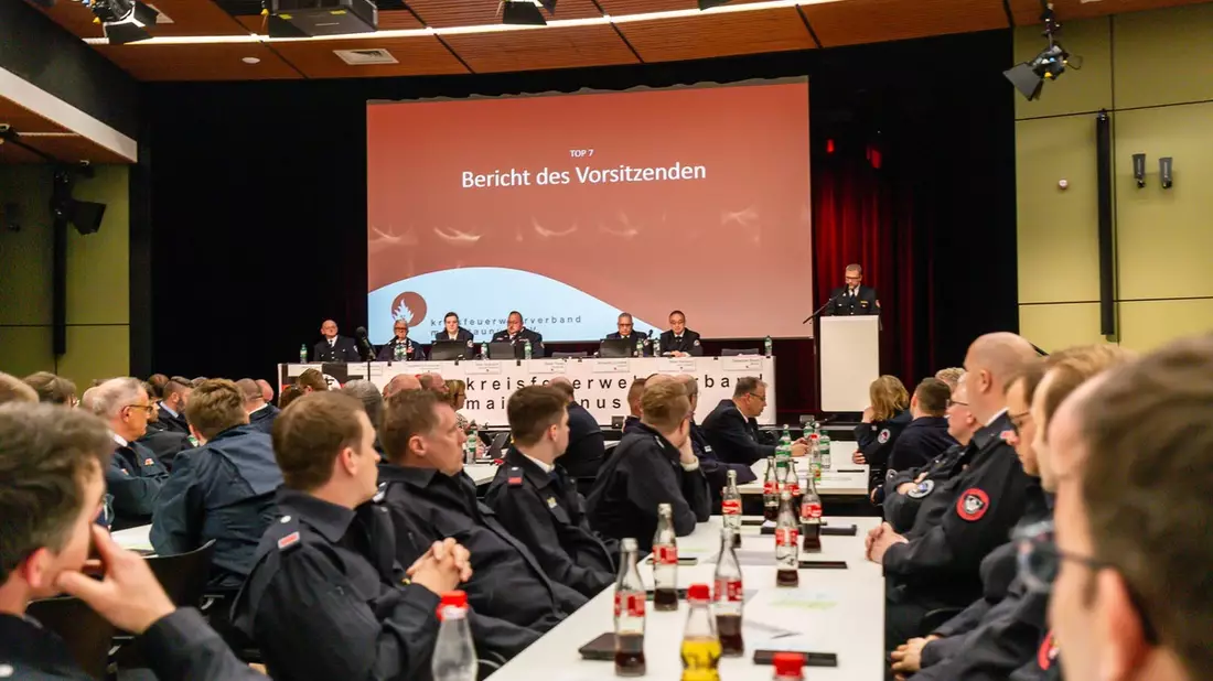 Feuerwehr MTK: Erfolgreiche Verbandsarbeit im Rückblick: Verbandsversammlung und Sterbekassenversammlung 2025 - Bild: presseportal.de