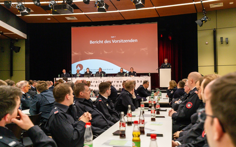 Feuerwehr MTK: Erfolgreiche Verbandsarbeit im Rückblick: Verbandsversammlung und Sterbekassenversammlung 2025 - Foto: presseportal.de