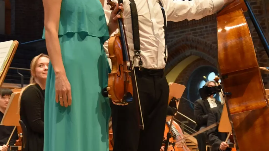 POL-NB: Große Emotionen und große Unterstützung: Das 29. Benefizkonzert begeistert in der Konzertkirche Neubrandenburg - Bild: presseportal.de