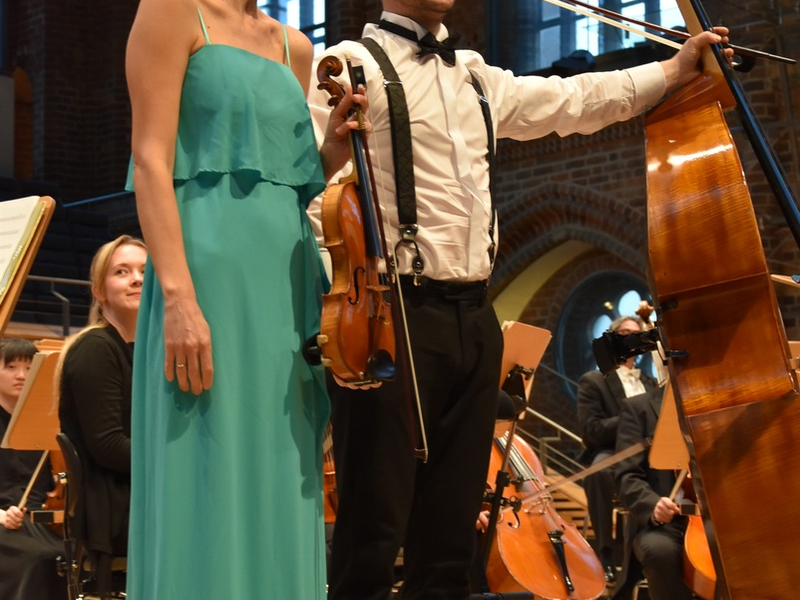 POL-NB: Große Emotionen und große Unterstützung: Das 29. Benefizkonzert begeistert in der Konzertkirche Neubrandenburg - Foto: presseportal.de