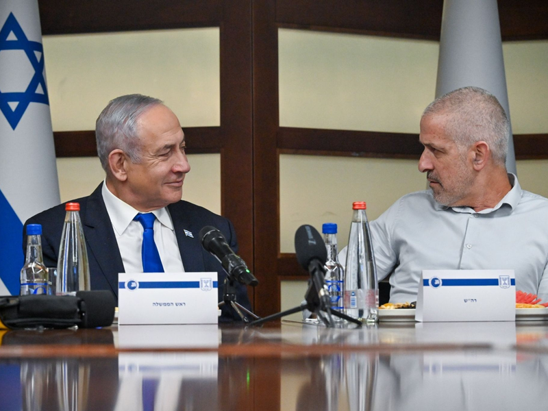 Der israelische Regierungschef Benjamin Netanjahu entließ Ronen Bar im März, aber ein Gericht stoppte die Aktion. Nun zieht Bar selbst einen Schlussstrich. (Archivbild) - Foto: Koby Gideon/GPO/dpa