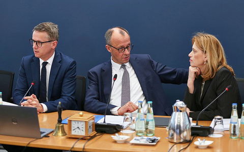 Carsten Linnemann, Friedrich Merz, Karin Prien (Archiv) - Foto: über dts Nachrichtenagentur