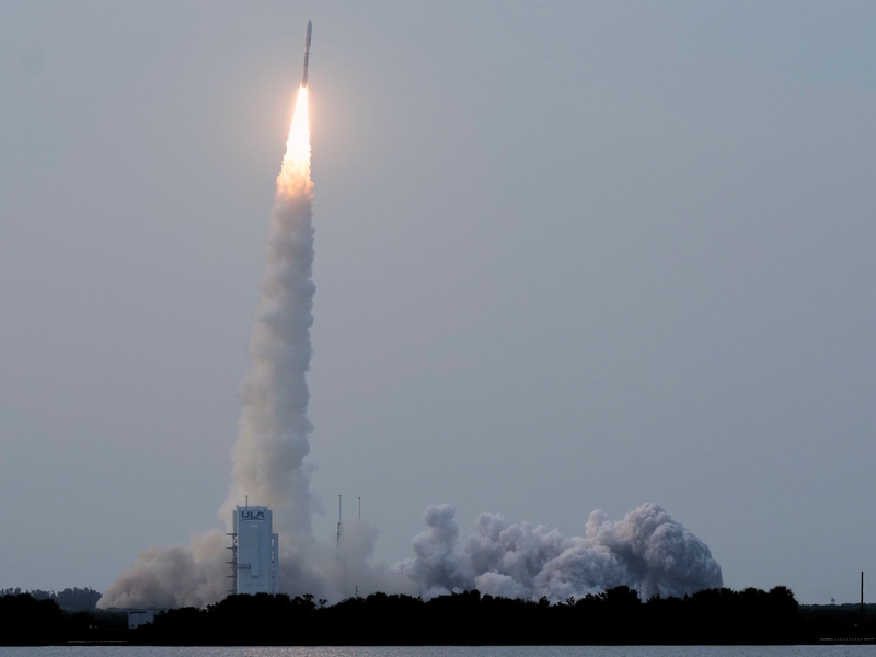 Mit dem Start macht Amazon Ernst bei der Aufholjagd zu Elon Musks Starlink-System. (Archivbild) - Foto: John Raoux/AP/dpa