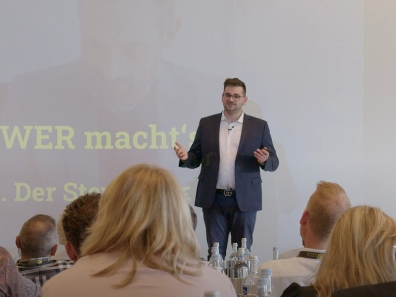 Steuerberater in der Krise: Was tun, wenn kein qualifiziertes Personal mehr kommt? Experte Manuel Moucka liefert die Antwort - Foto: presseportal.de