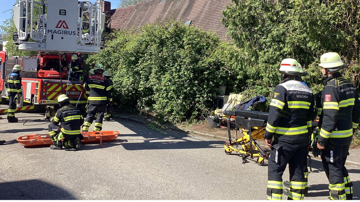 FW-M: Zwei Einsätze der Höhenrettungsgruppe (Laim, Sendling-Westpark) - Foto: presseportal.de